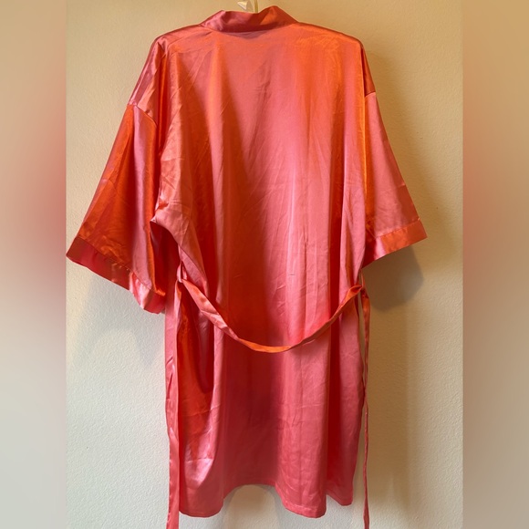 Turquaz Coral Pink Robe - Picture 2 of 3